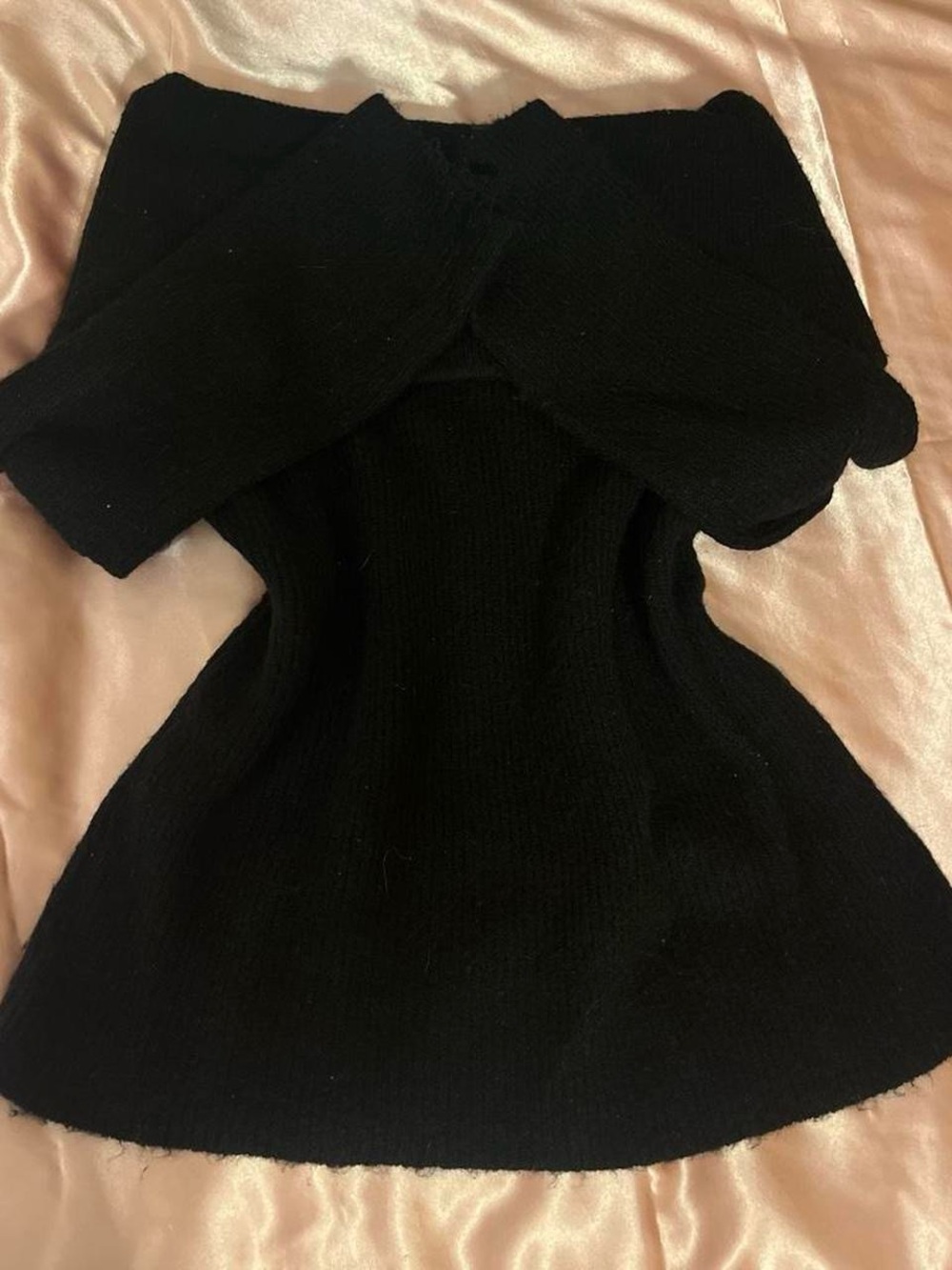H&M Black Off-the-Shoulder Knit Sweater